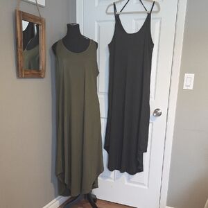 Women's Set Of 2 - Maxi Sleeveless Olive Green & Black Maxi Dress